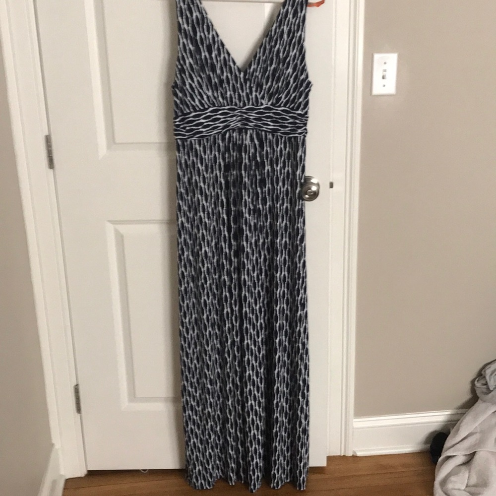 EUC Loft IKat Petite Maternity Maxi Dress